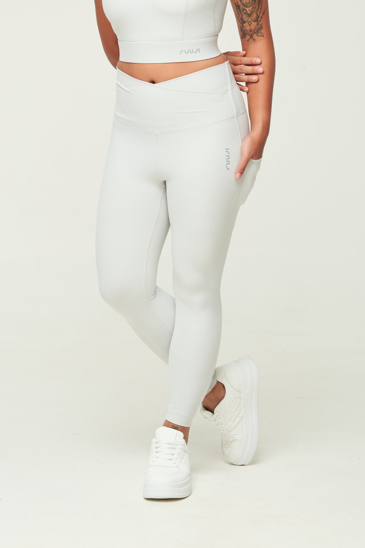 Seamless Leggings - AiraFlex™
