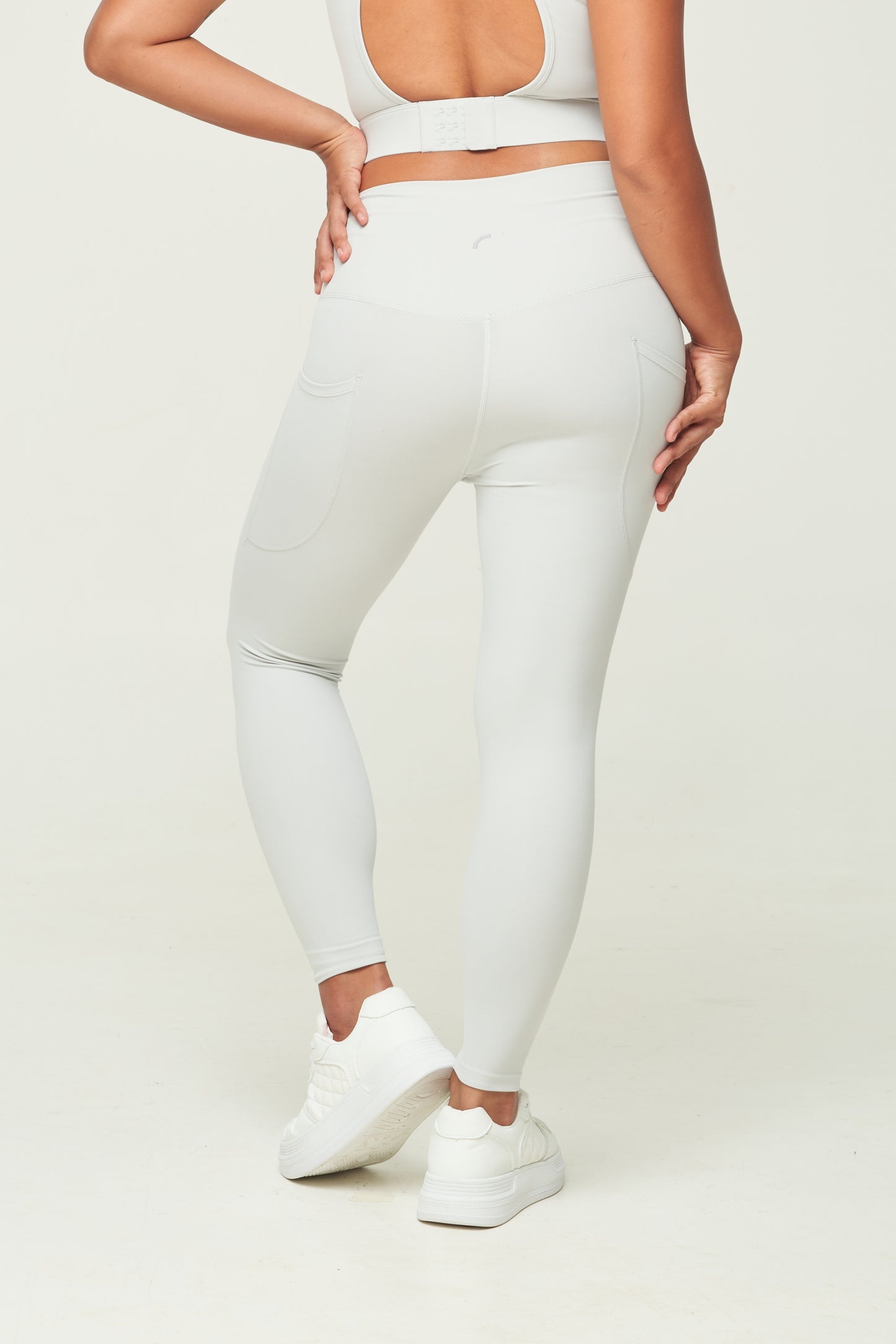 Seamless Leggings - AiraFlex™