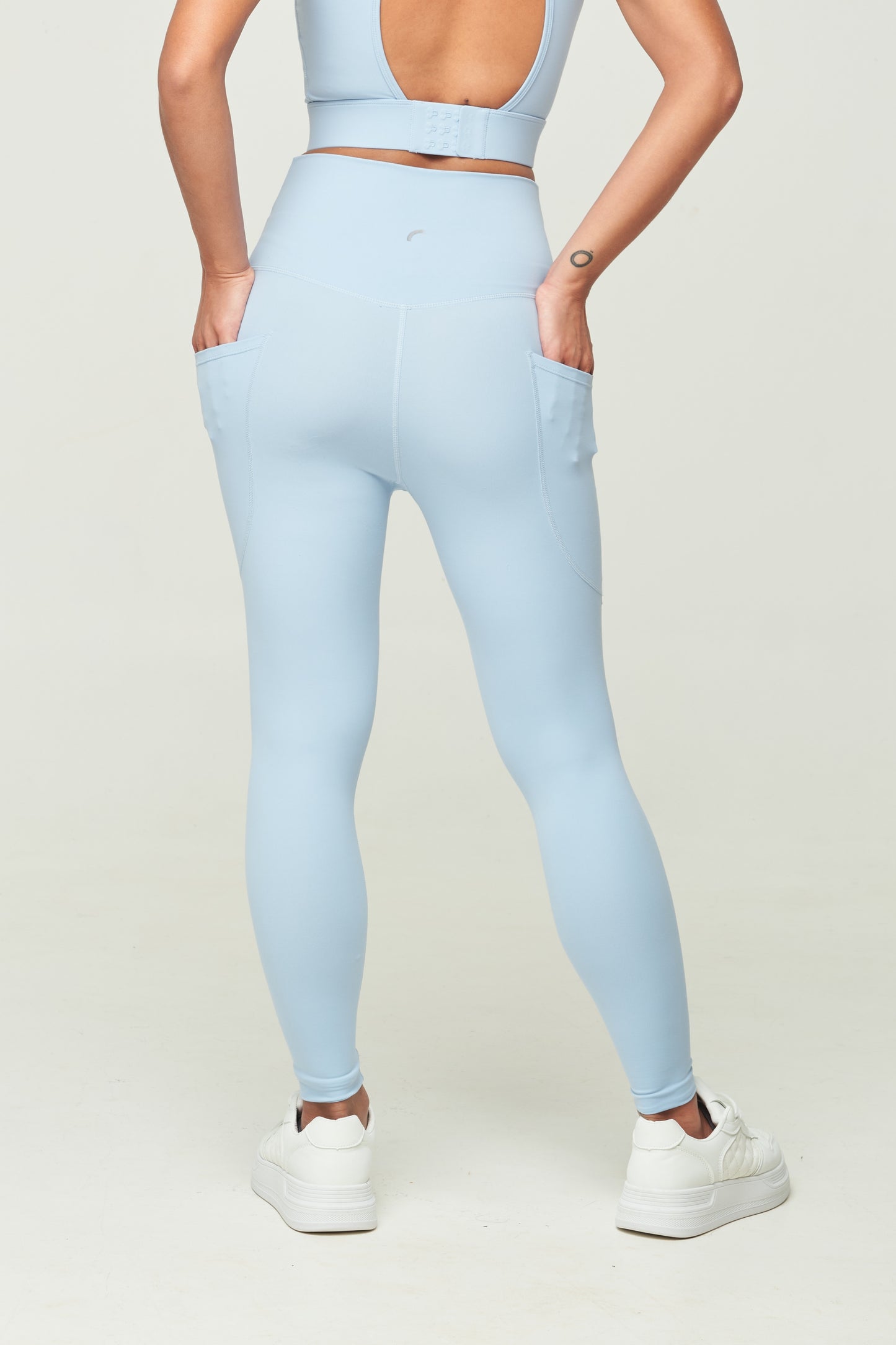 Seamless Leggings - AiraFlex™